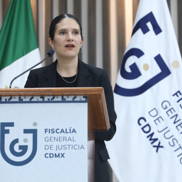 Autoridades investigan exceso de velocidad como posible causa de la explosión de una pipa de gas en Iztapalapa. Foto: Fiscalía CDMX.