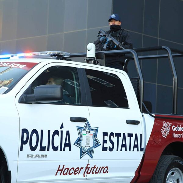 En Puebla, 60 policías estatales están bajo investigación por presuntos actos ilegales; los expedientes fueron heredados de la administración anterior. Foto: La Jornada de Oriente.