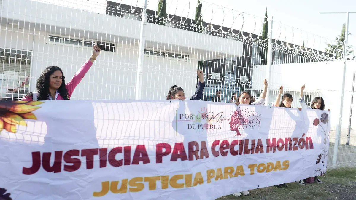 Presuntos feminicidas de Cecilia Monzón seguirán en prisión; aplazan resolución del juicio
