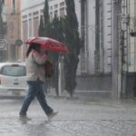Cielos nublados y fuertes precipitaciones