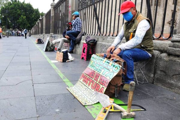 El sector manufacturero y el transporte lideran