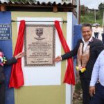 En Xiutetelco, la educación y la movilidad dan un paso adelante: el Ayuntamiento inauguró la pavimentación de la Calle Los Encinos, mejorando el acceso de estudiantes y vecinos a la Escuela Telesecundaria Niños Héroes y fortaleciendo la infraestructura comunitaria.