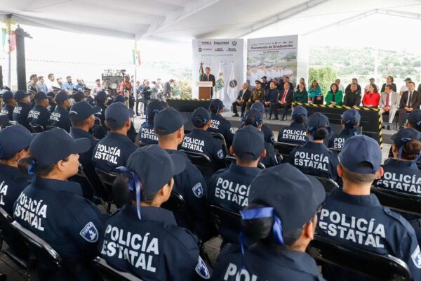 El gobernador Alejandro Armenta anunció la construcción de una Unidad Habitacional en Amozoc para estudiantes de la UCIPS y policías.