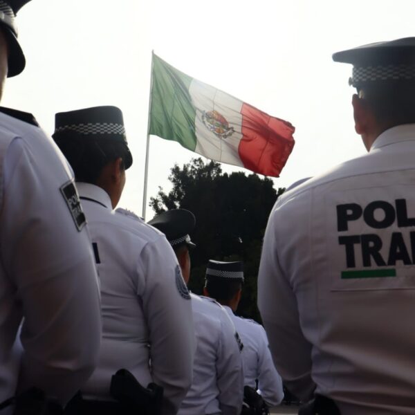 San Pedro Cholula conmemoró el 15 de septiembre con una ceremonia cívica en la Plaza de la Concordia, donde autoridades municipales y ciudadanía rindieron honores a la Bandera.