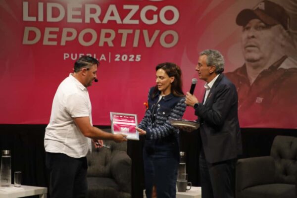 El Foro de Liderazgo Deportivo 2025 fue inaugurado en el Complejo Cultural Universitario con la participación de figuras del deporte nacional.