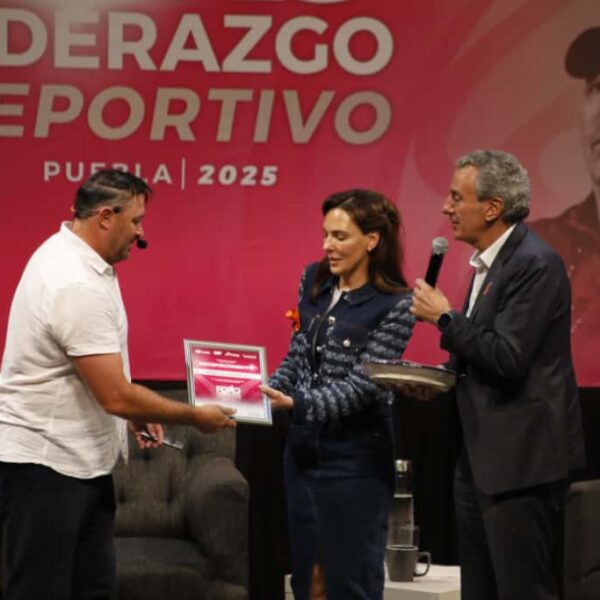 El Foro de Liderazgo Deportivo 2025 fue inaugurado en el Complejo Cultural Universitario con la participación de figuras del deporte nacional.