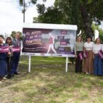 El alcalde de Puebla, Pepe Chedraui Budib, presentó la campaña “El acoso no va contigo”, enfocada en prevenir y erradicar la violencia contra mujeres, adolescentes y niñas en espacios públicos y transporte.