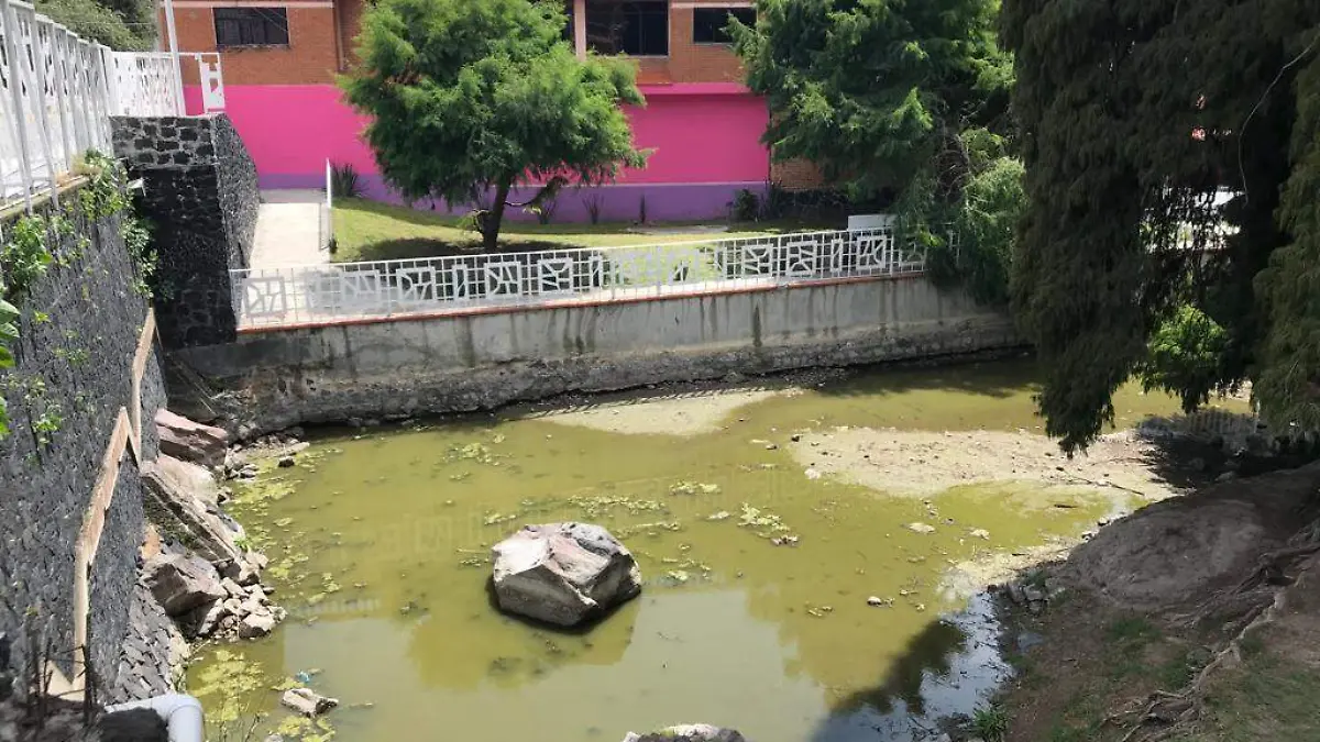 Vecinos de Santa María Acuexcomac rechazan las obras de rehabilitación