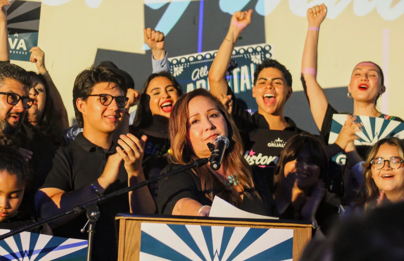 Adelita Grijalva, ganó la elección especial en el séptimo distrito de Arizona