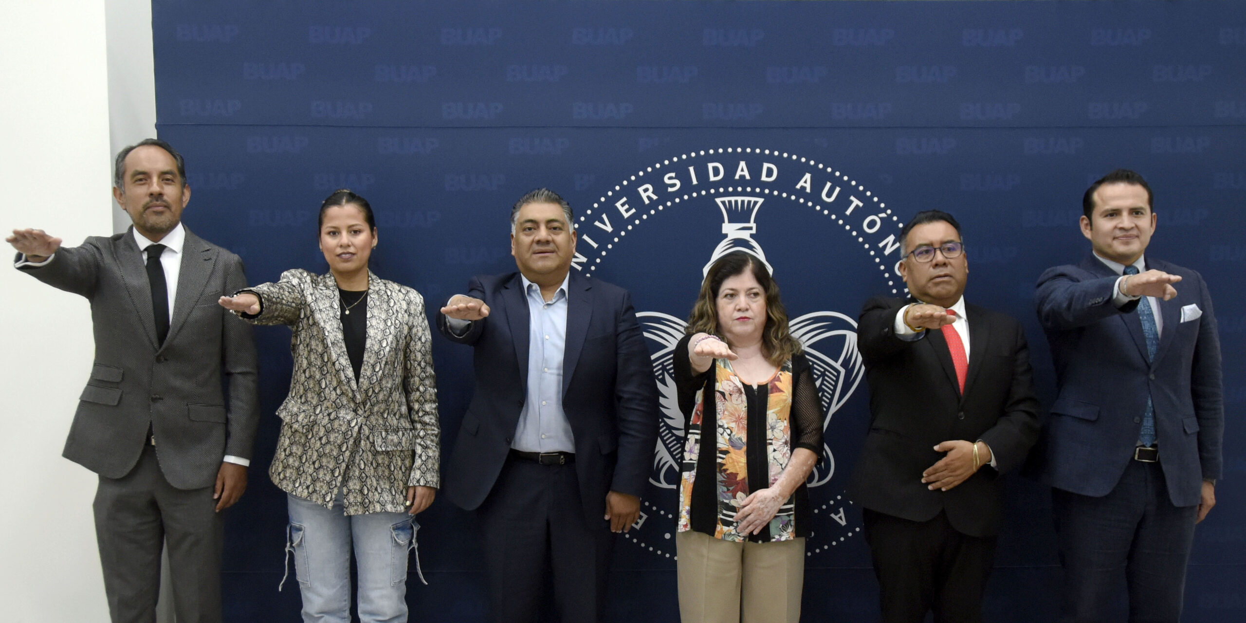 Damián Hernández asume como nuevo secretario general de la BUAP; Lilia Cedillo ajusta su equipo