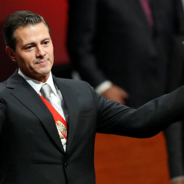 Peña Nieto reaparece en la docuserie PRI