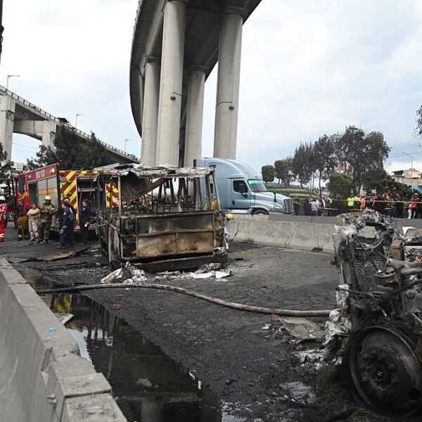 Son 13 personas las que han perdido la vida por explosión de pipa en Iztapalapa. Foto: CNN.