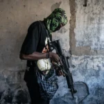 El Consejo de Seguridad de la ONU aprobó una resolución que fortalece la misión internacional en Haití, al transformarla en una fuerza de hasta 5 mil 500 elementos para enfrentar a las pandillas que controlan gran parte del país. Foto: Giles Clarke.