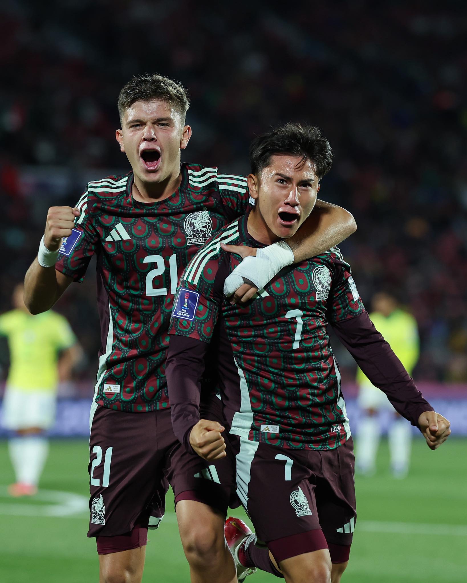 México rescata empate 2-2 ante Brasil con gol agónico de Diego Ochoa