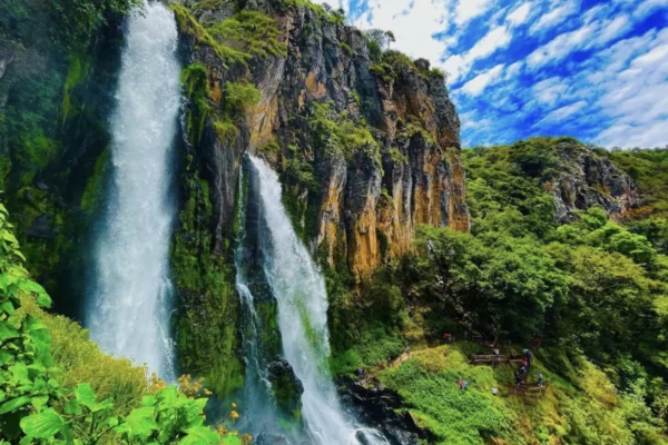 La Semarnat aprobó el proyecto de Sosapaz para aprovechar el manantial El Salto y mejorar el suministro de agua en Zacatlán.
