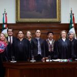 La Suprema Corte publicó en el DOF su nuevo reglamento interno, que permitirá por primera vez realizar sesiones itinerantes en distintas regiones del país, incluso en comunidades indígenas y afromexicanas además de establecer reglas más estrictas para agilizar debates y votaciones. Foto: El CEO.