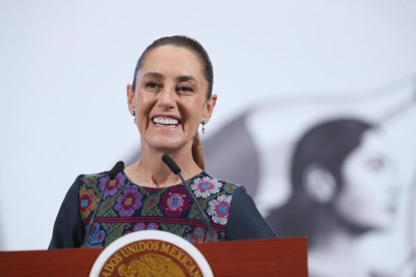 Sheinbaum rendirá cuentas a la ciudadanía poblana sobre su primer año de gobierno y los avances de hasta 40 proyectos federales que involucran al Estado. Foto: EFE.