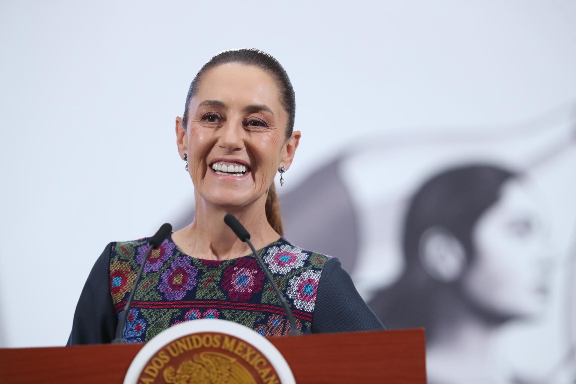 Sheinbaum presenta informe regional en Puebla sobre su primer año de gobierno