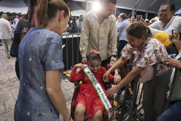 Claudia Sheinbaum concluyó una gira nacional por 30 estados en cuatro fines de semana, con más de 538 mil asistentes a sus actos públicos. Foto: Gabriel Monroy / Presidencia