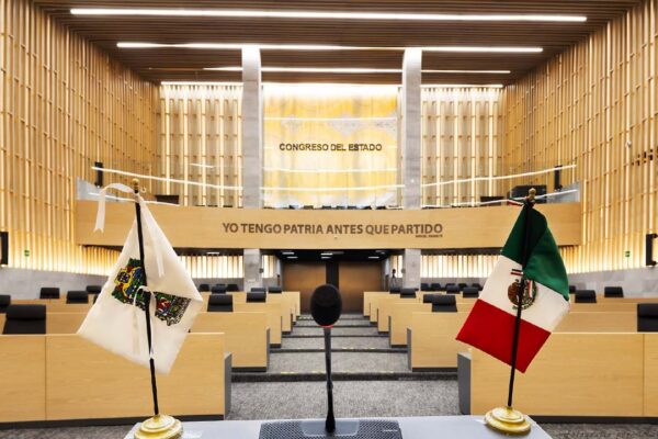Diputadas y diputados del Congreso de Puebla presentaron iniciativas para proteger a niñas, niños y adolescentes, como el crear un Fondo de Orfandad y otras propuestas. Foto: Congreso de Puebla.