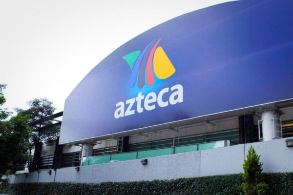 La deuda de TV Azteca con acreedores internacionales sube a 580 mdd. Tribunales en EU no aceptaron su defensa basada en amparos y el gobierno mexicano se mantiene al margen.
