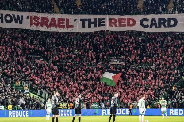 La UEFA decidirá la próxima semana si suspende a Israel y sus equipos de todas las competiciones, en respuesta a llamados de expertos de la ONU que acusan al país de cometer un “genocidio” en Palestina. Foto: Getty Images.