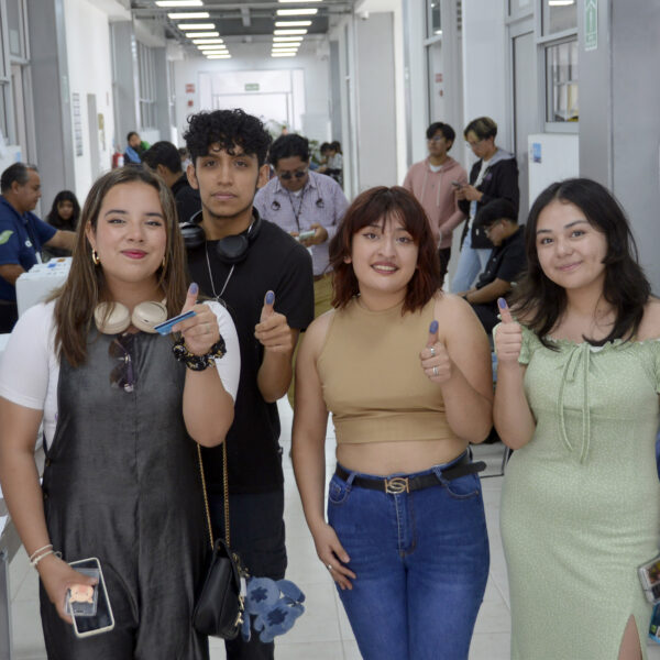 La BUAP celebra este miércoles una jornada electoral histórica en la que más de 130 mil integrantes de su comunidad votarán para elegir a la próxima persona que encabezará la Rectoría. El proceso, que se desarrollará de 8:00 a 18:00 horas, busca consolidar la vida democrática de la institución. Foto: BUAP.