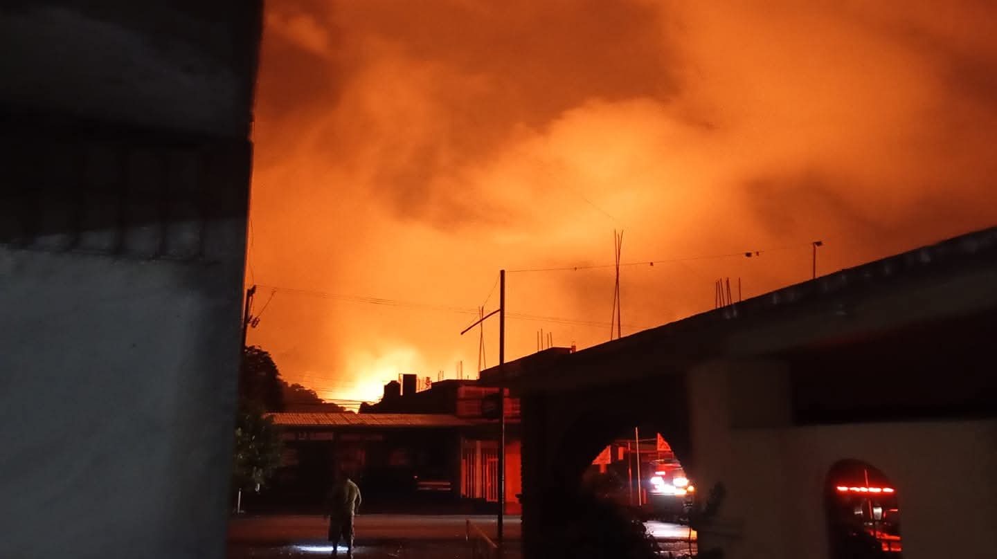 Explosión de ducto de Pemex y desbordes de ríos dejan afectaciones en la Sierra Norte de Puebla