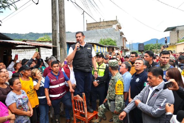 Emergencia en la Sierra Norte de Puebla: lluvias dejan 10 muertos y comunidades incomunicadas.