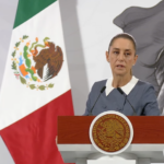 "No está bien", Claudia Sheinbaum calificó como inaceptable la presunta entrega de despensas del CJNG y anunció el inicio de apoyos oficiales a damnificados este fin de semana. Foto: 24 Horas,