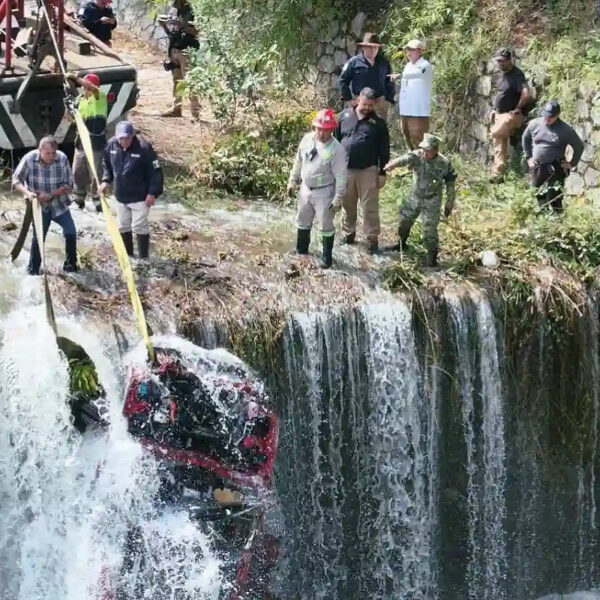 Suman 20 las víctimas por los estragos del temporal en la Sierra Norte. Autoridades y cuerpos de auxilio mantienen la búsqueda de cuatro personas más desaparecidas.
