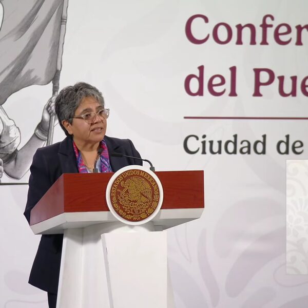 El Gobierno de México reveló que el extinto Fonden operó durante los gobiernos del PAN y PRI con opacidad, retrasos y desvíos millonarios.