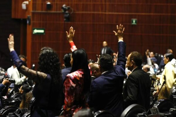 Diputados aprobaron por unanimidad la Ley General contra la Extorsión; el delito se perseguirá de oficio y tendrá penas de hasta 15 años de prisión. FOTO: Lupa Legislativa.
