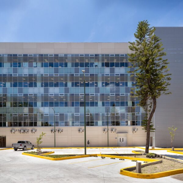 Después de ocho años, el hospital San Alejandro del IMSS vuelve a operar en Puebla con nuevos servicios y tecnología. FOTO: Expresiones Radio.