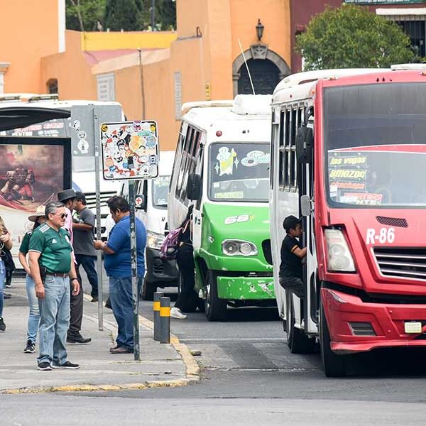 SMT anuncia fecha límite para la revista vehicular: unidades irregulares de transporte público serán retiradas a partir de febrero de 2026. FOTO: Es Imagen.