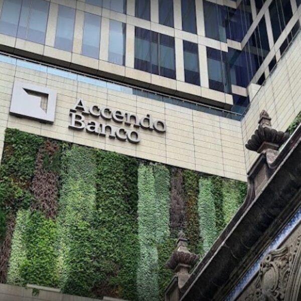 Otro exfuncionario barbosista cae por el caso Accendo. José Enrique Girón Zenil fue inhabilitado 15 años y deberá pagar más de 240 millones de pesos por el daño al erario poblano. FOTO: Reto Diario.