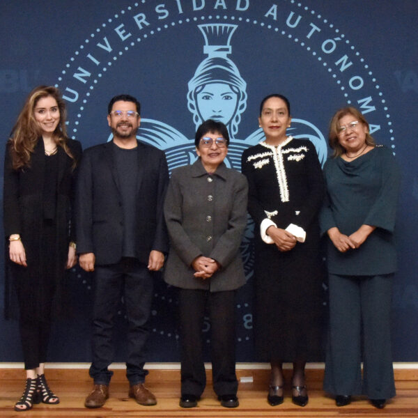 La rectora Lilia Cedillo presentó a los nuevos líderes de las áreas de Comunicación Institucional, Rectoría y Publicaciones. FOTO: BUAP.