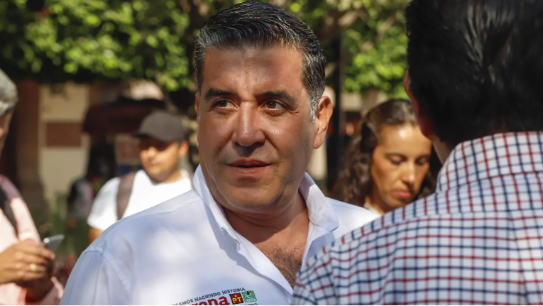 En plena contingencia por lluvias resurgen señalamientos contra exdirector del Fonden por presunta fortuna millonaria