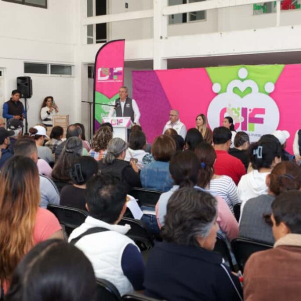 Pepe Chedraui entregó 798 apoyos alimentarios a familias de San Baltazar Campeche como parte del programa Alimentación Imparable