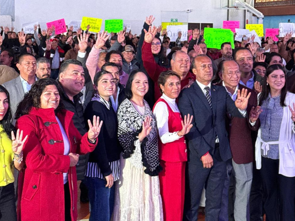 El diputado Juan Antonio González presentó su Primer Informe Legislativo, resaltando reformas aprobadas, iniciativas propias y programas de apoyo directo a comunidades del Distrito 4 de Puebla.