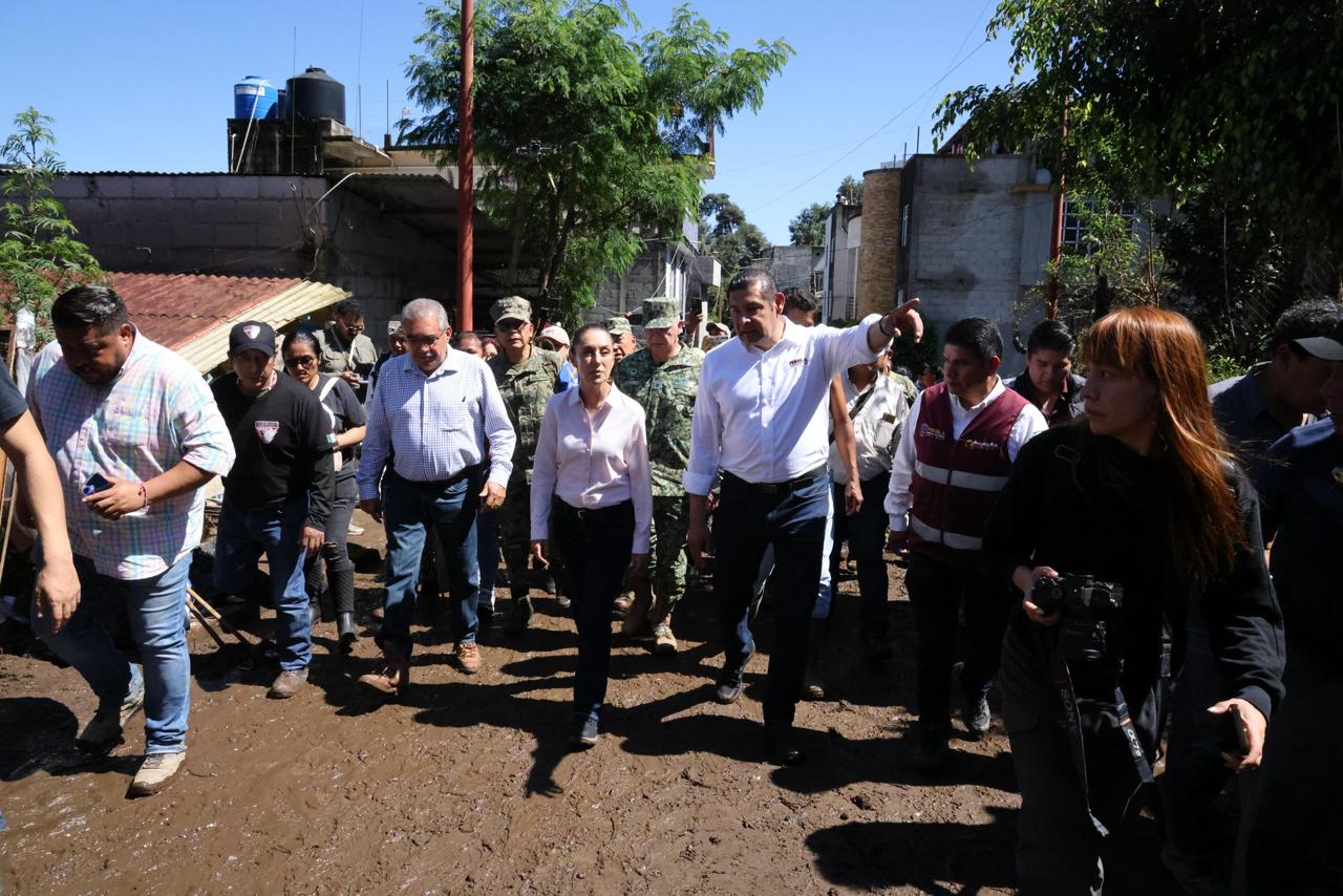 Sheinbaum promete apoyo total a familias afectadas por lluvias en Puebla