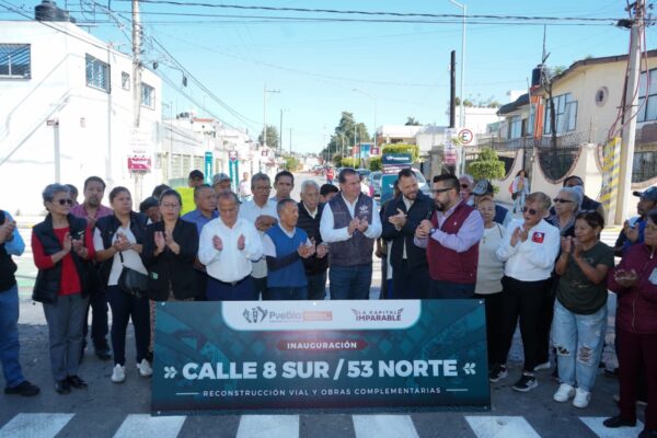 El Ayuntamiento de Puebla entregó la rehabilitación de la calle 8 Sur–53 Norte, una obra que mejora la movilidad y los servicios en la colonia Aquiles Serdán, beneficiando a más de mil 600 habitantes de La Libertad y San Jerónimo Caleras.
