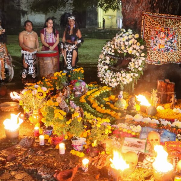 En ceremonia conmemorativa en San Pedro Cholula, la edil Tonantzin Fernández recalcó la importantica de preservar la historia y cultura en el 506 aniversario de la Matanza de Cholula.