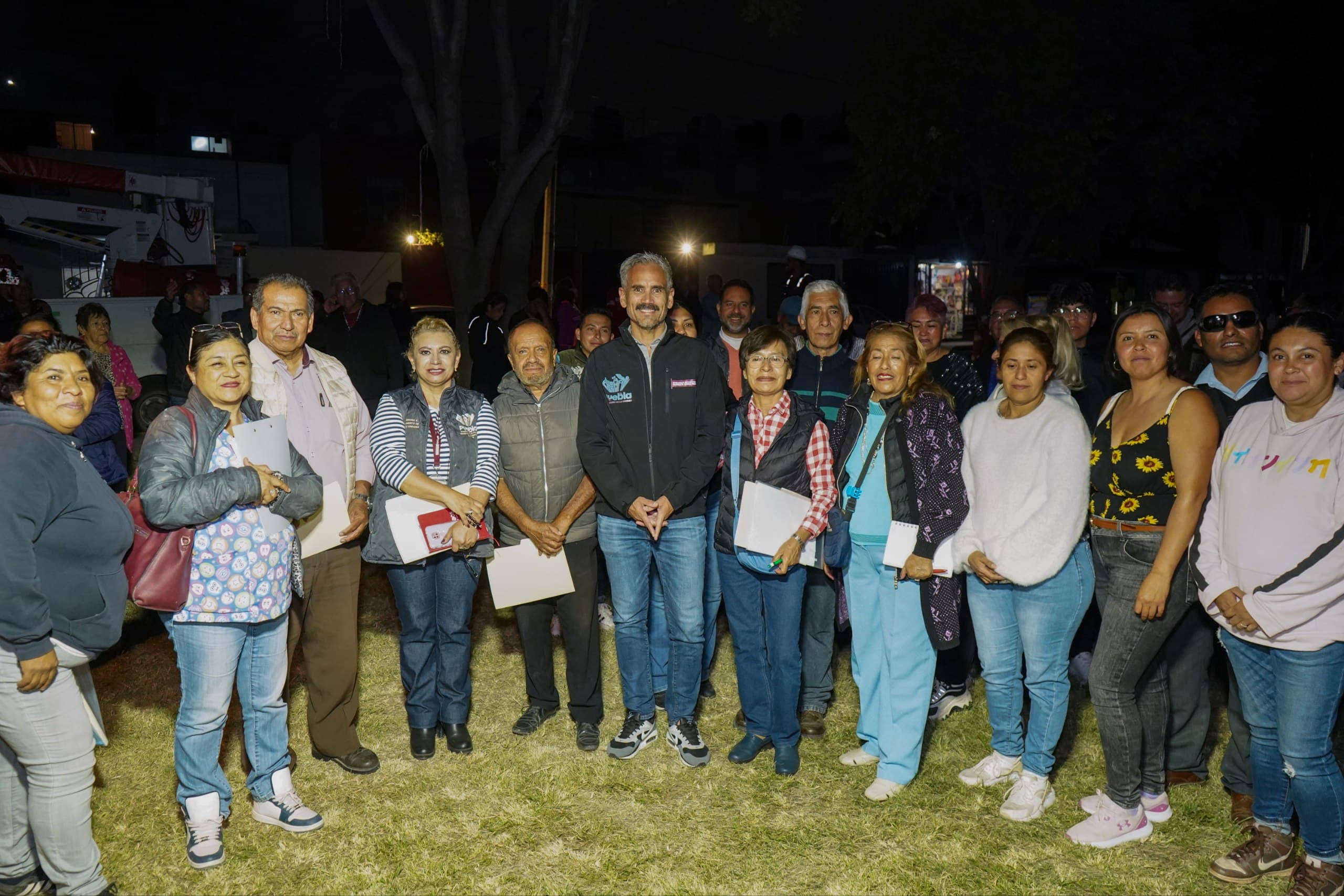 Puebla Brilla' continúa llevando bienestar a los barrios de la capital. El Gobierno Municipal, encabezado por Pepe Chedraui Budib, inauguró un nuevo Sendero de Paz en la colonia S.N.T.E.