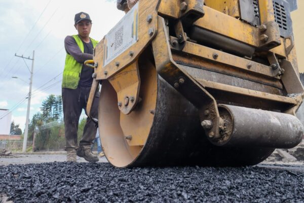 El Gobierno de San Pedro Cholula continúa con “Transformación en Marcha”, un programa que acerca mantenimiento, bacheo y atención ciudadana al municipio.