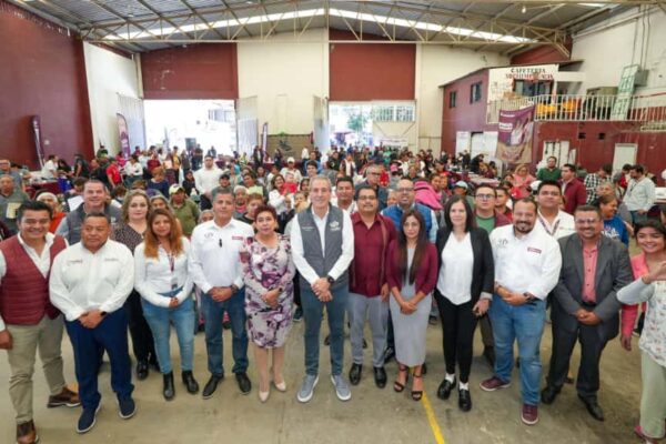 Pepe Chedraui llevó la Jornada Integral Imparable a San Pablo Xochimehuacan, acercando servicios médicos, educativos y sociales a miles de familias poblanas.