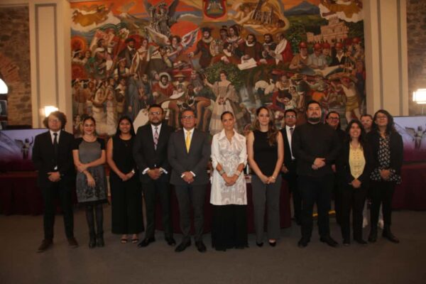 En su comparecencia ante el Cabildo, la directora del IMACP, Anel Nochebuena, destacó que el Gobierno de Pepe Chedraui impulsó más de 260 actividades culturales en su primer año, consolidando una política incluyente y transformadora.