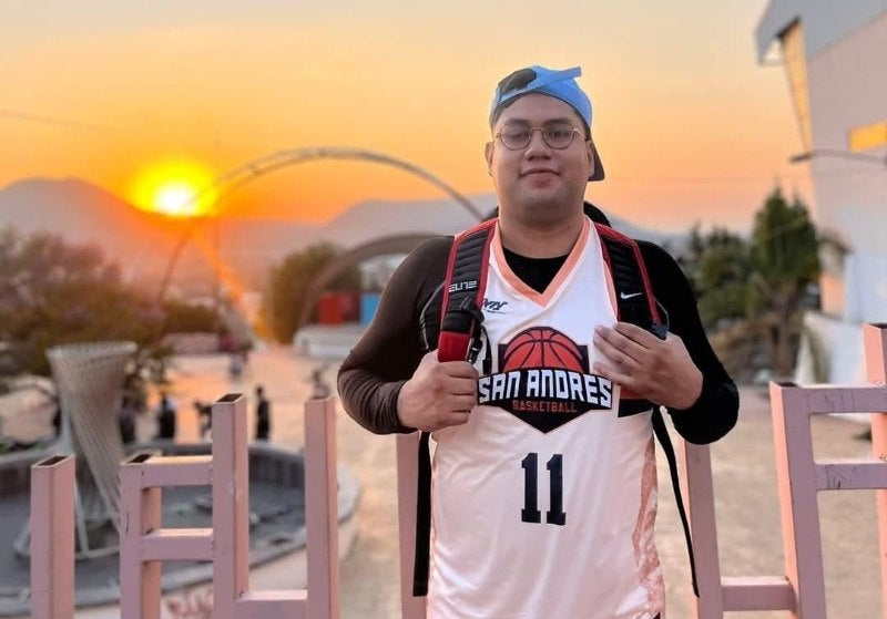 Indignación por el fallecimiento de un basquetbolista mexicano que disputaba un torneo en Medellín, Colombia. Las autoridades de aquel país se niegan a devolver el cuerpo, la familia clama justicia y rechazo de la SRE. Foto: Redes Sociales.