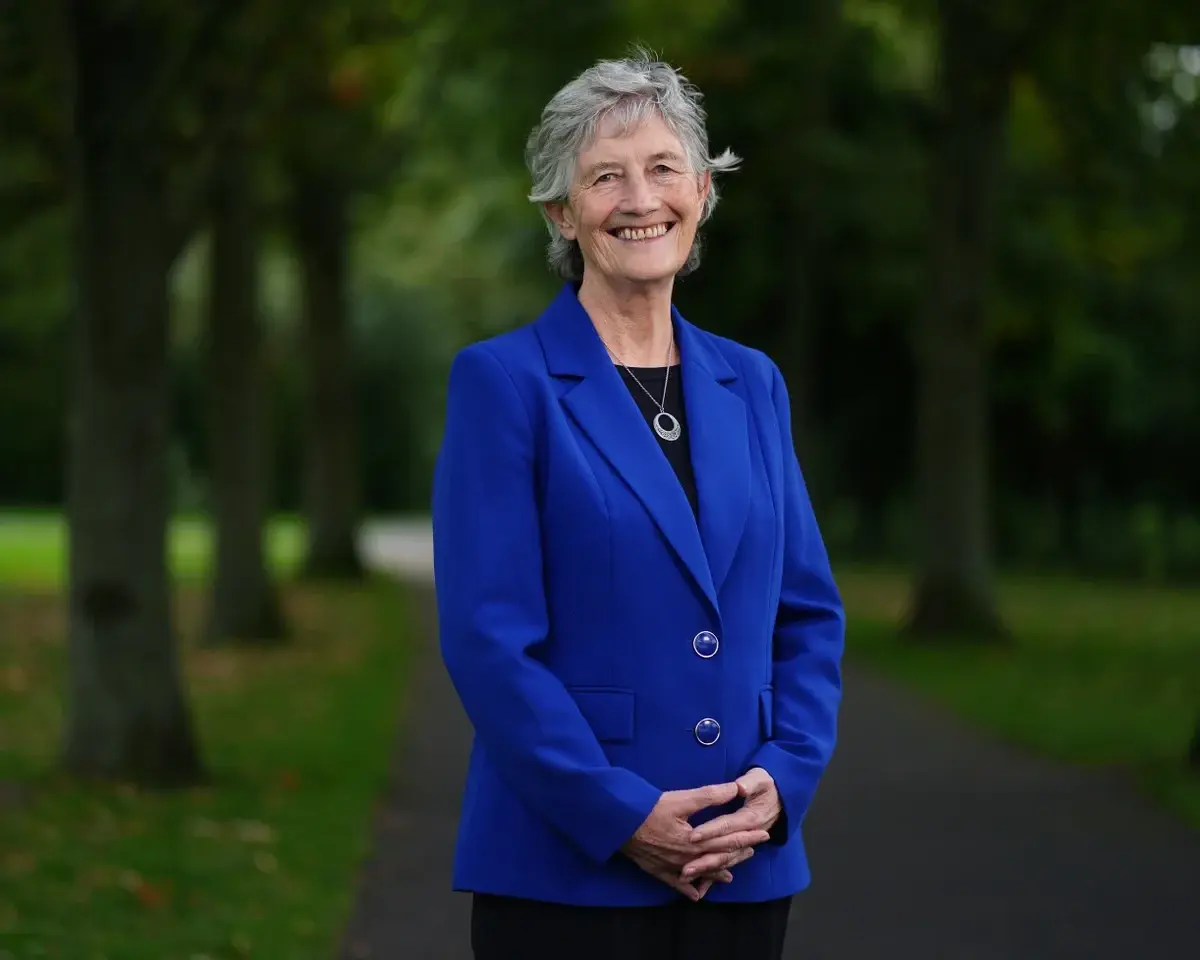 Catherine Connolly será la nueva presidenta de Irlanda tras una histórica elección entre dos mujeres