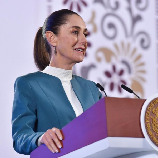 Tras los ataques de Estados Unidos a presuntas narcolanchas en el Pacífico, la Marina mexicana rescató a un sobreviviente. FOTO: Eje Central.